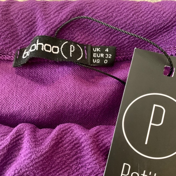 Boohoo off the shoulder petite purple dress - Picture 4 of 7